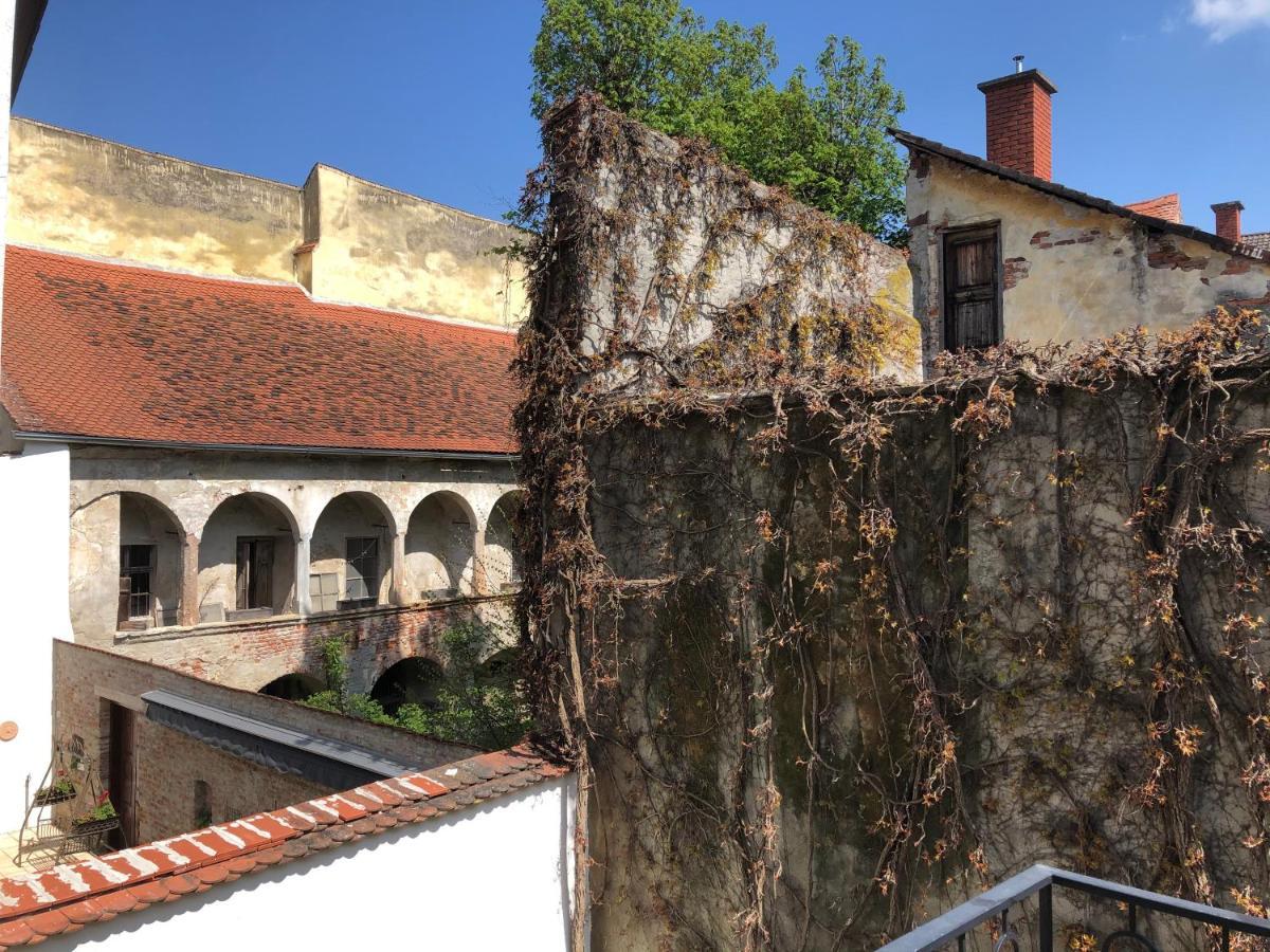 ALTSTADT-APARTMENTS Bad Radkersburg - Ihr gemütliches Urlaubs-Domizil im Herzen der Altstadt mit 3 top-ausgestatteten Ferienwohnungen Exterior foto
